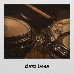 Various的专辑Onto Darn