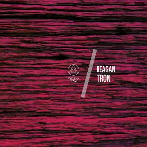 ดาวน์โหลดและฟังเพลง Tron พร้อมเนื้อเพลงจาก Reagan(IE)