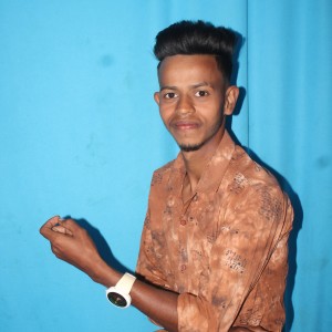 Listen to Gulabach Fhul Tu Ghe Na song with lyrics from Shiva Dighe