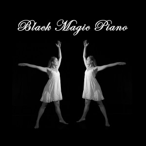 Dengarkan Know About Love lagu dari Black Magic Piano dengan lirik