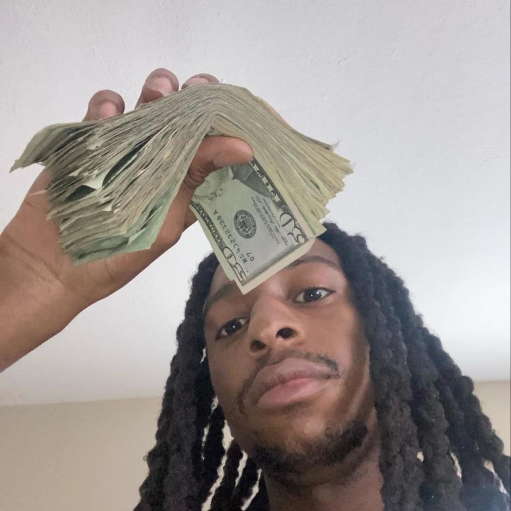 Binking and Bucking (feat. Yonyon the God) (Explicit)