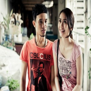 Listen to Pesan Hujan song with lyrics from Cholesterol