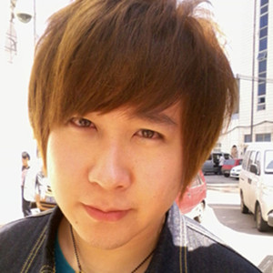 Listen to 很爽 song with lyrics from 朱小磊