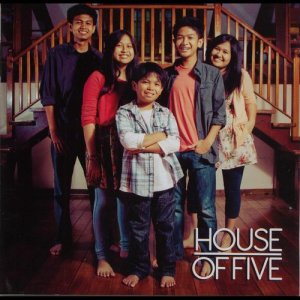 ดาวน์โหลดและฟังเพลง Biasa พร้อมเนื้อเพลงจาก House Of Five