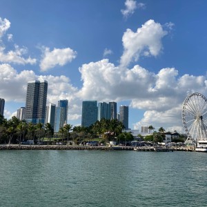 收听Lamar Thomas的Metaverse (Explicit)歌词歌曲