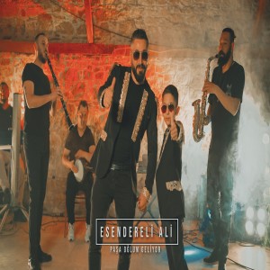 收听Esendereli Ali的Paşa Oğlum Geliyor (Tallava)歌词歌曲