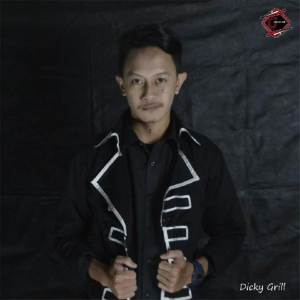 Dengarkan Mengenal Cinta lagu dari Dickynero dengan lirik
