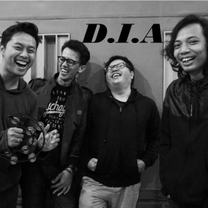 ดาวน์โหลดและฟังเพลง Pastikan Ku Tertidur พร้อมเนื้อเพลงจาก D.I.A