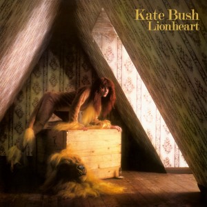 收聽Kate Bush的Hammer Horror (2018 Remaster)歌詞歌曲