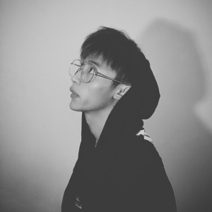 Listen to 保留 song with lyrics from 老宋先森