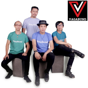Dengarkan Seandainya lagu dari Vagabund dengan lirik