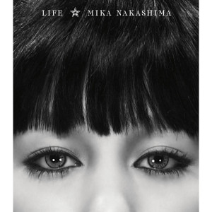 ดาวน์โหลดและฟังเพลง Life พร้อมเนื้อเพลงจาก Mika Nakashima