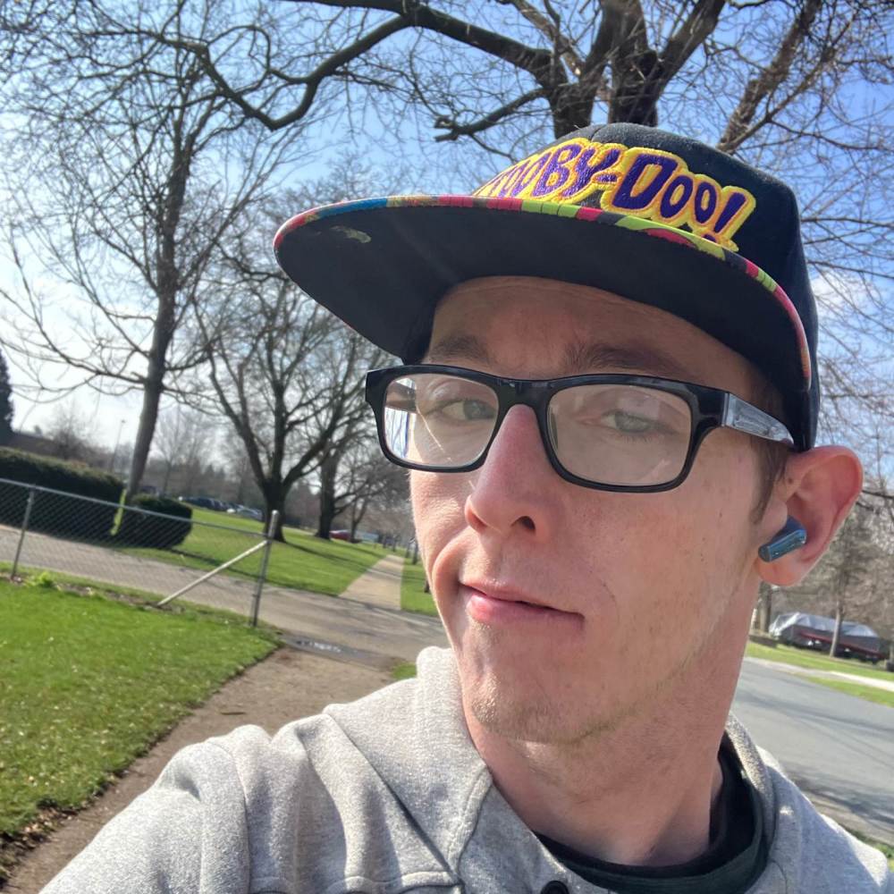 BizzyBee E.N.T  420 2024 Freestyle (Explicit)