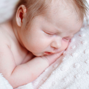 Moon Tunes的專輯Moon's Lull: Baby Sleep Tunes for Little Ones
