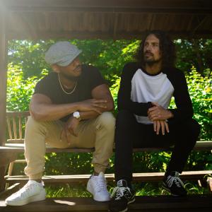 收聽Christoffer Hiding的Draw Me Closer 2.0 (feat. Chapee)歌詞歌曲