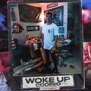 ดาวน์โหลดและฟังเพลง Woke Up พร้อมเนื้อเพลงจาก Codeko