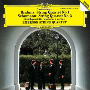 收聽Emerson String Quartet的4. Allegro (Recorded 1984)歌詞歌曲