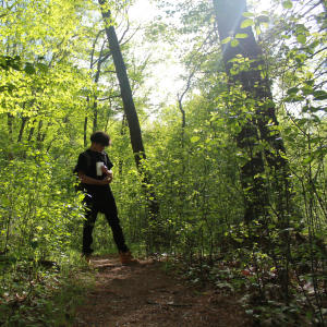 收聽LYU的get you down (Explicit)歌詞歌曲