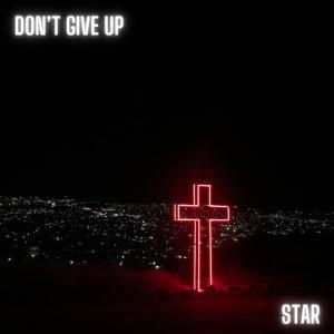 STAR的專輯DON'T GIVE UP