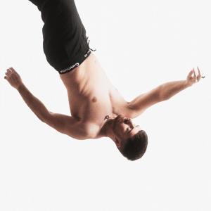 收聽R Ballin的Tu lugar (feat. Abella & D Mor) (Explicit)歌詞歌曲