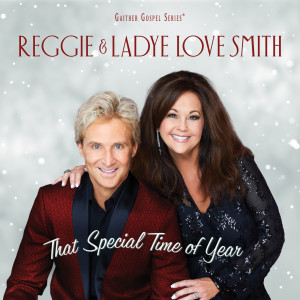 ดาวน์โหลดและฟังเพลง Have Yourself A Merry Little Christmas พร้อมเนื้อเพลงจาก Reggie & Ladye Love Smith