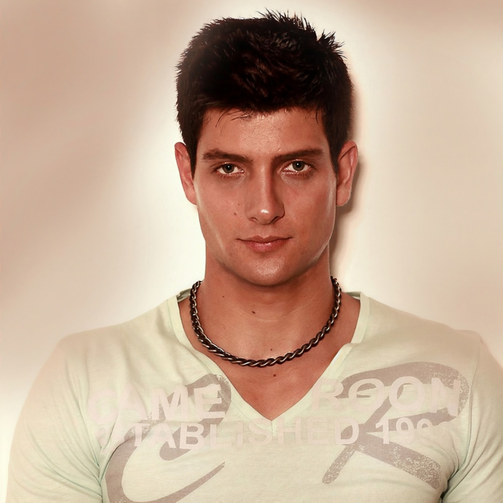 Izak Davel