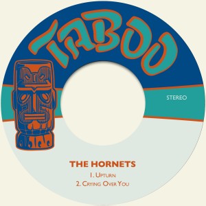 ดาวน์โหลดและฟังเพลง Crying over You พร้อมเนื้อเพลงจาก The Hornets