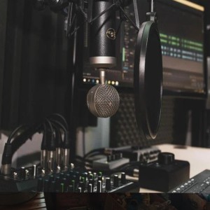 Dengarkan Cek Sound Gala Gala lagu dari Om tabitha group dengan lirik