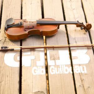 ดาวน์โหลดและฟังเพลง Baby Lock the Door พร้อมเนื้อเพลงจาก Gib Guilbeau