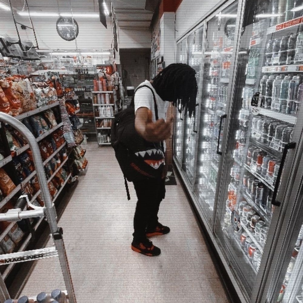 flexing (feat. bikkab) (Explicit)