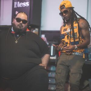 default playlist img