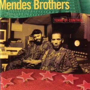 收聽Mendes Brothers的Yara Bum (Portuguese Lyrics)歌詞歌曲