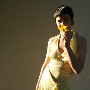 ดาวน์โหลดและฟังเพลง Shimmer พร้อมเนื้อเพลงจาก Eliza Moore