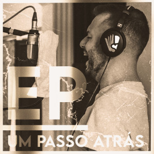 Daniel Sousa的專輯Um passo atrás