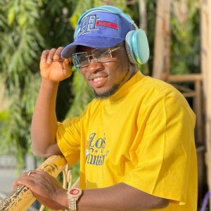 Arewa Music的專輯Ke nake gani Auta waziri