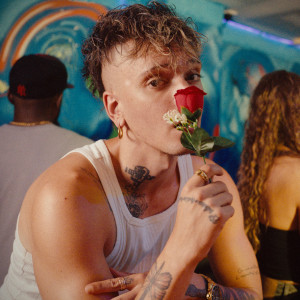 default playlist img