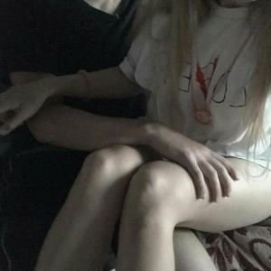 收聽disoc8的suicidal love (Explicit)歌詞歌曲