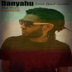 Listen to Somos luz song with lyrics from Danyahu
