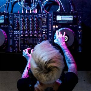 default playlist img