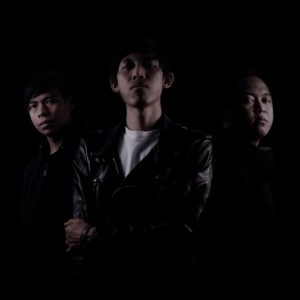 Dengarkan lagu Deathcore Party Anthem nyanyian SCREAM IN BUBBLE dengan lirik