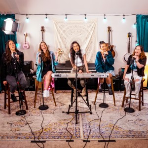 ดาวน์โหลดและฟังเพลง I Love Me (Acoustic) พร้อมเนื้อเพลงจาก Cimorelli
