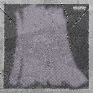 收听Honeybee的We Were Busy Kissing歌词歌曲