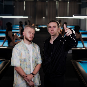 收聽Antony Esca的PIONA Z ZIOMEM (Explicit)歌詞歌曲