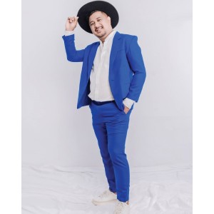Listen to Ale Bukan Beta Pung Berkat song with lyrics from Marvey Kaya