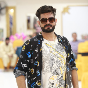 Listen to kuri TikTok ty song with lyrics from Zaheer King