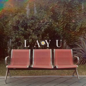 ดาวน์โหลดและฟังเพลง Layu พร้อมเนื้อเพลงจาก The Sea Is Calling