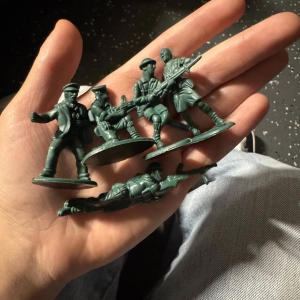 收聽Fluujay的Gang (feat. RAMBINO) (Explicit)歌詞歌曲