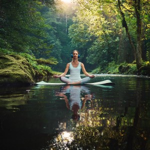 ดาวน์โหลดและฟังเพลง Musica Tranquila Para Un Descanso Tranquilo พร้อมเนื้อเพลงจาก Naturaleza etérea