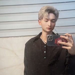 收听陶小天的爱而不得那个人  小天版 (伴奏)歌词歌曲