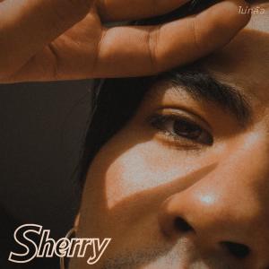 Dengarkan ไม่กลัว lagu dari Sherry dengan lirik